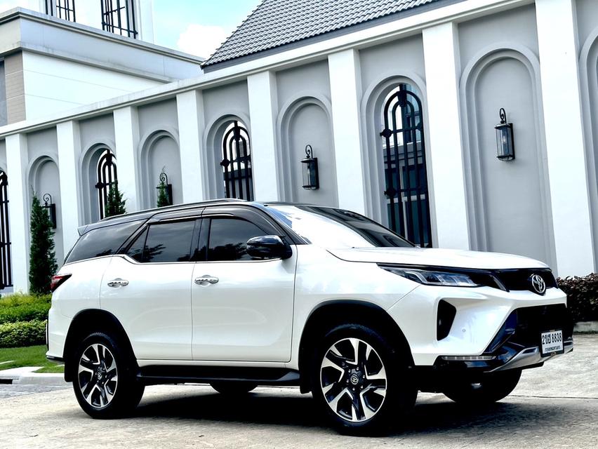 TOYOTA FORTUNER 2.4 LEGENDER ปี 2022 รูปย่อยที่ 2