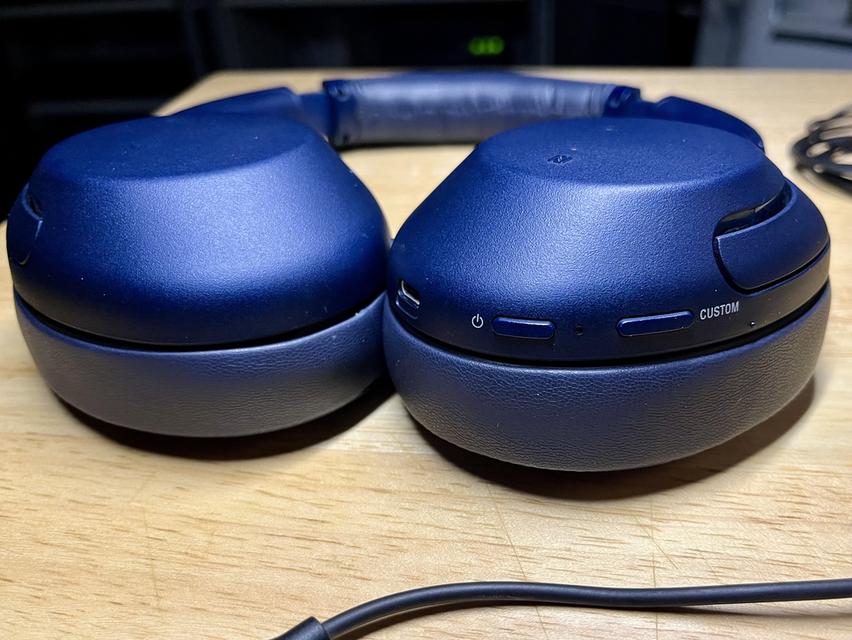 Sony WH-XB900N