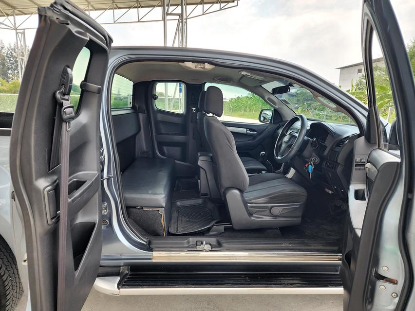 ISUZU D-max Space Cab 2.5Z Hi-lander VGS  10