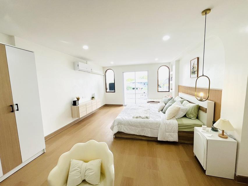 🏡 ทาวน์โฮม 3 ชั้นครึ่ง [3 นอน 4 น้ำ] พื้นที่ใช้สอย 168 ตร.ม. ทำเลใกล้ รร.มงฟอร์ต & บิ๊กซีดอนจั่น Spacious 3.5-Storey Townhome [3 Beds 4 Baths] 9