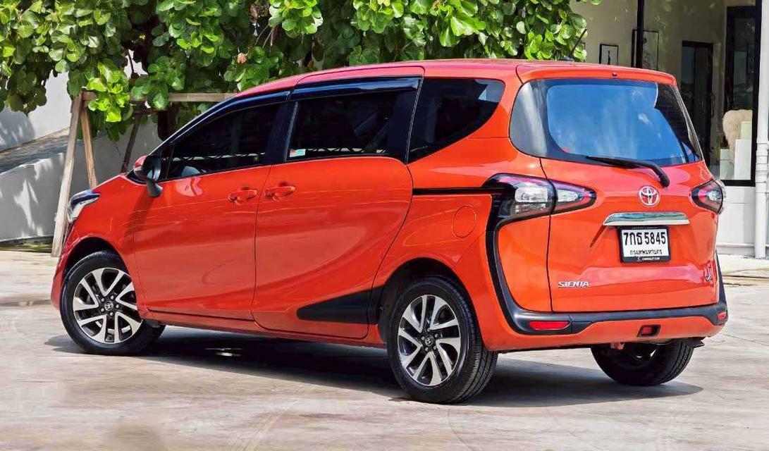 2018 TOYOTA SIENTA 1.5V 15