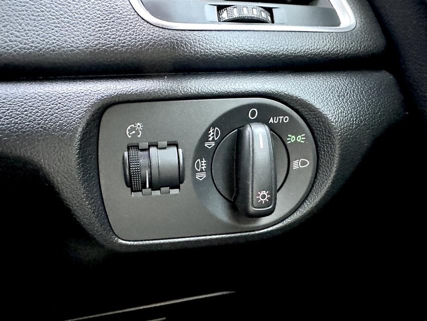 Q3 2.0 TFSI QUATTO2014 รูปที่ 19