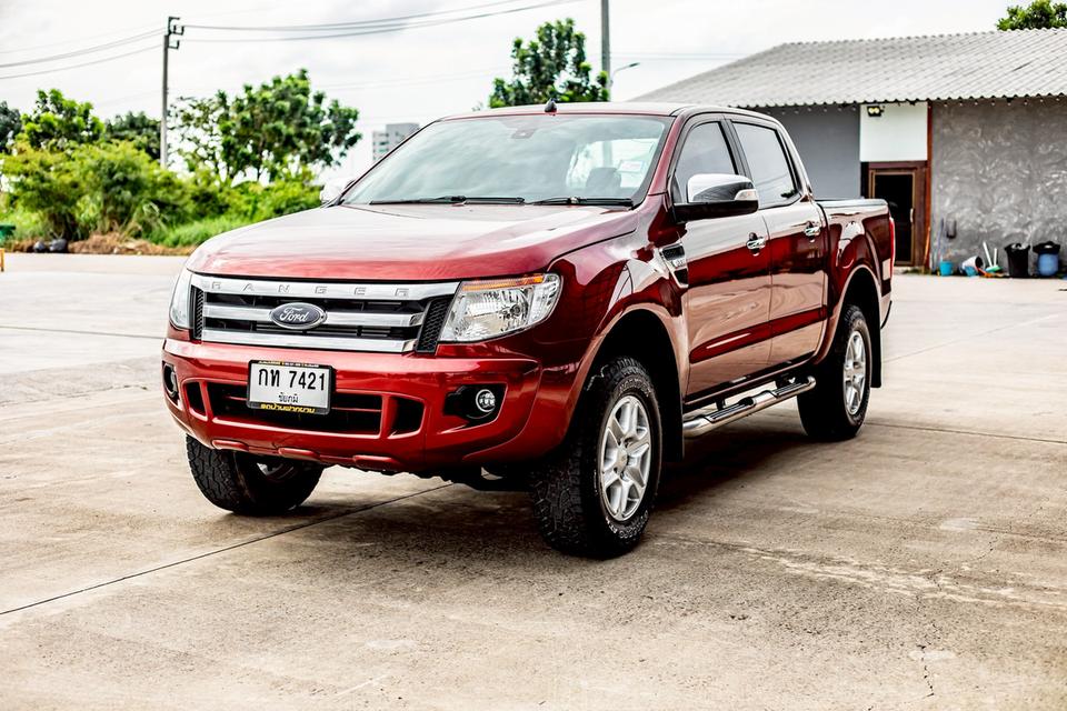 Ford Ranger Hi-lander 4ประตู 2.2 XLT เกียร์ MT ปี 2013 สีแดง สภาพดี
