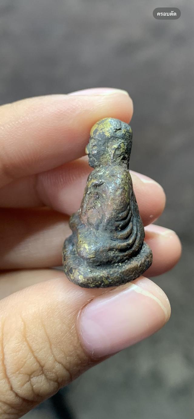 รูปหล่อหลสงพ่อเงิน ไม่รู้พิมพ์ 6