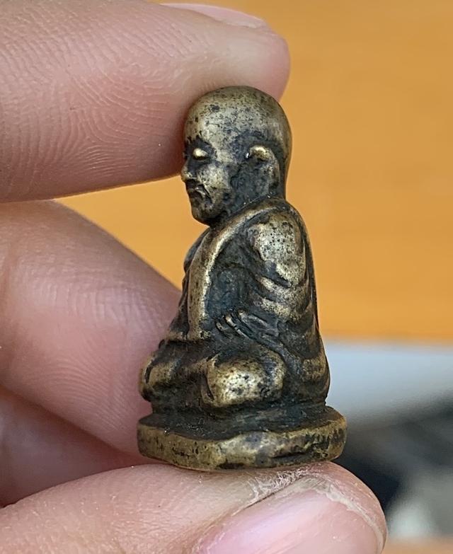 รูปหล่อหลวงพ่อเงิน ไม่รู้พิม 4