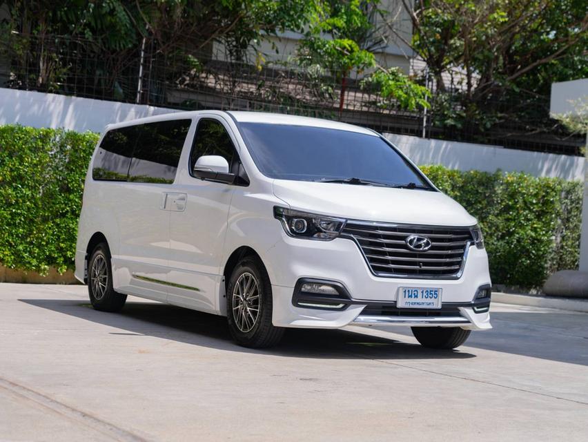 Hyundai H1 2.5 Elite NS ปี 2023