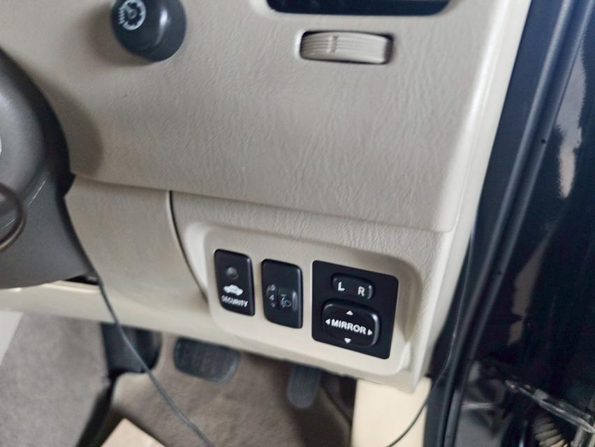 Toyota Innova 2.0G Year 2013 15