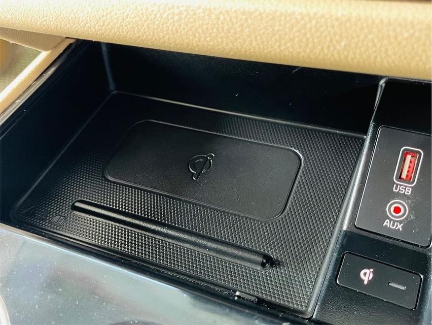 KIA Grand Carnival 2.2SXL Sunroof ปี18 สีเทา มือแรก ไมล์แสนโลแท้ รูปที่ 12