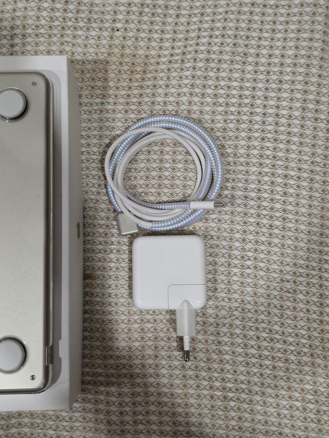 Macbook Air M4 256G 13 Starlight 6