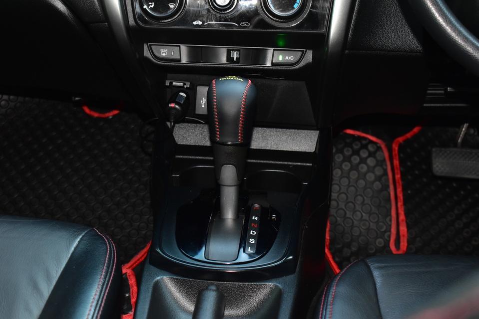 รหัสรถ PB2205 HONDA CITY 1.5S AUTO 2016 9