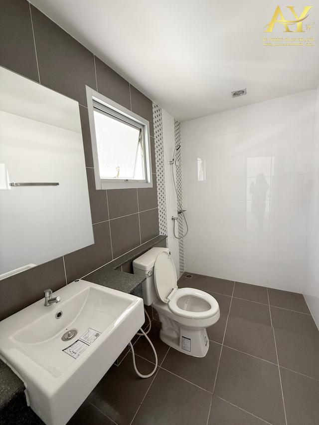 ขายด่วน‼️ ทาวน์โฮม 3 ชั้น หลังงามๆ ราคาดีที่สุดในโครงการ✨18.5 ตร.ว. ม.สัมมากร อเวนิว รามอินทรา-วงแหวน ใกล้รถไฟฟ้าสายสีชมพู เพียง 2.8 ล้าน ‼️ ✅ 6