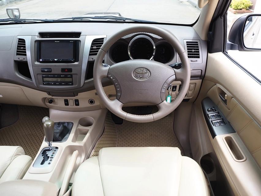 TOYOTA FORTUNER 3.0 V 4WD ปี 2006 เกียร์AUTO สภาพป้ายแดง 9