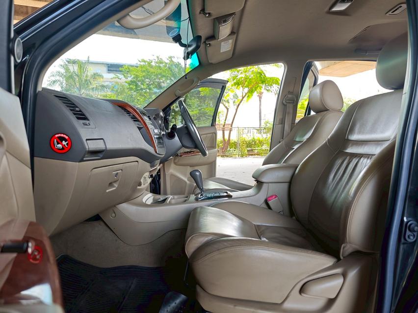 Toyota Fortuner 2.7 V 2WD AT ปี 2009 16