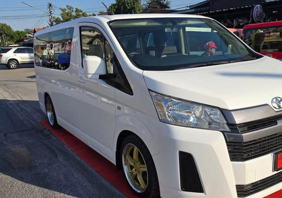 ขายด่วน Toyota Hiace 2