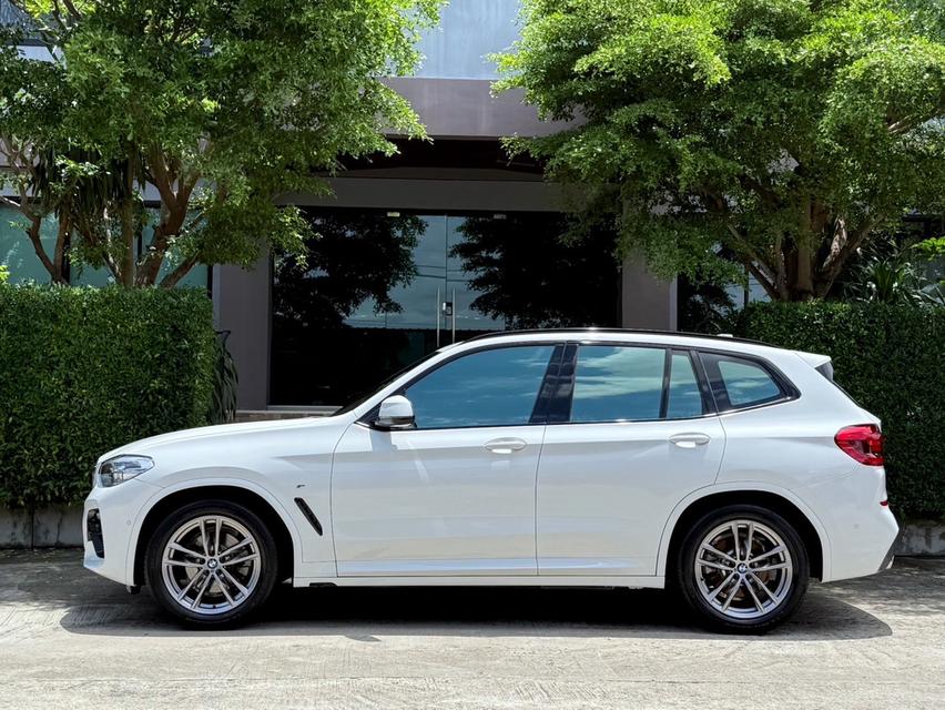 2020 BMW X3 20D MSPORT รถมือเดียวออกป้ายแดง รถวิ่งน้อย เข้าศูนย์ทุกระยะ ไม่เคยมีอุบัติเหตุครับ