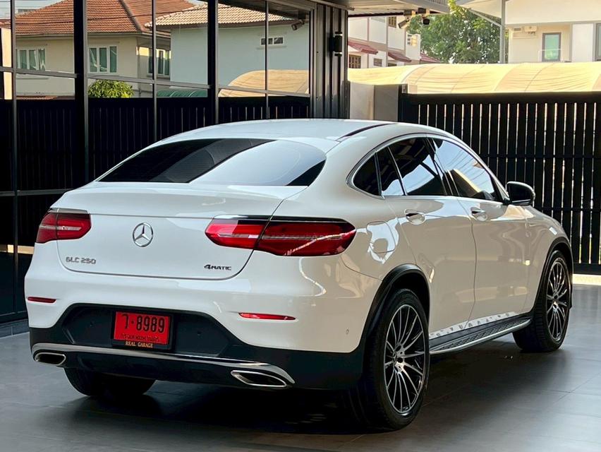 Benz GLC 250 Coupe AMG ปี 2019 วิ่ง 80000 KM 3