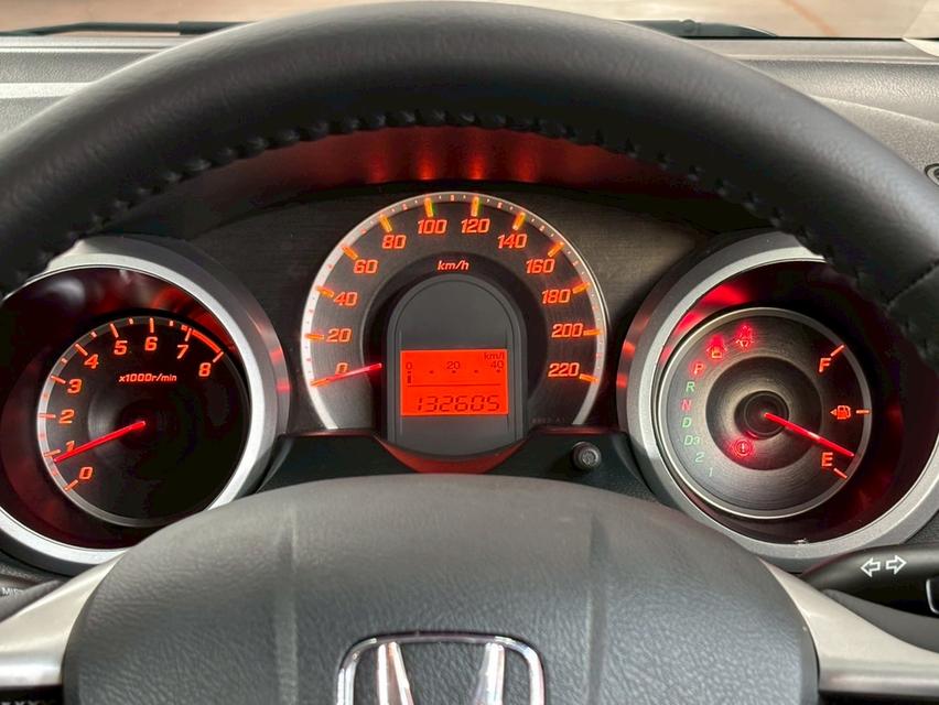 HONDA JAZZ 1.5 S i-VTEC ปี 2014 8