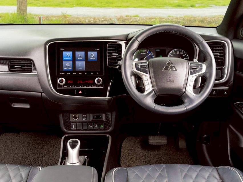 ขาย Mitsubishi Outlander 2.4GT 4wd ปี21 12