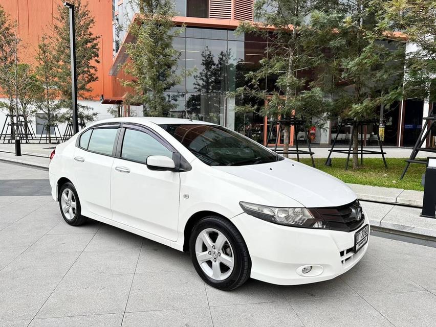 HONDA CITY 1.5 V i-VTEC ปี 2011 AT รถมือเดียวป้ายแดง