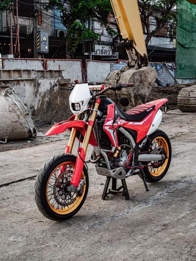 Honda CRF 250 สีแดง 3