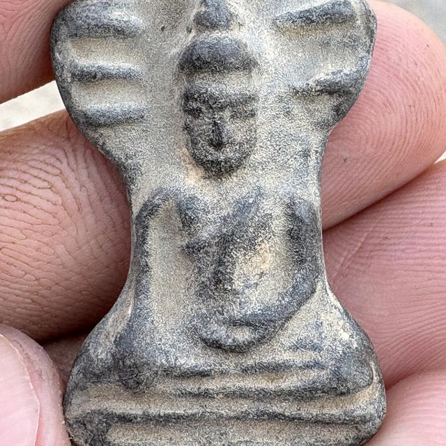 พระมเหศวร กรุวัดพระศรีฯ สุพรรณบุรี เนื้อชินเงิน พิมพ์ดีตรงองค์ดารา รูปที่ 5