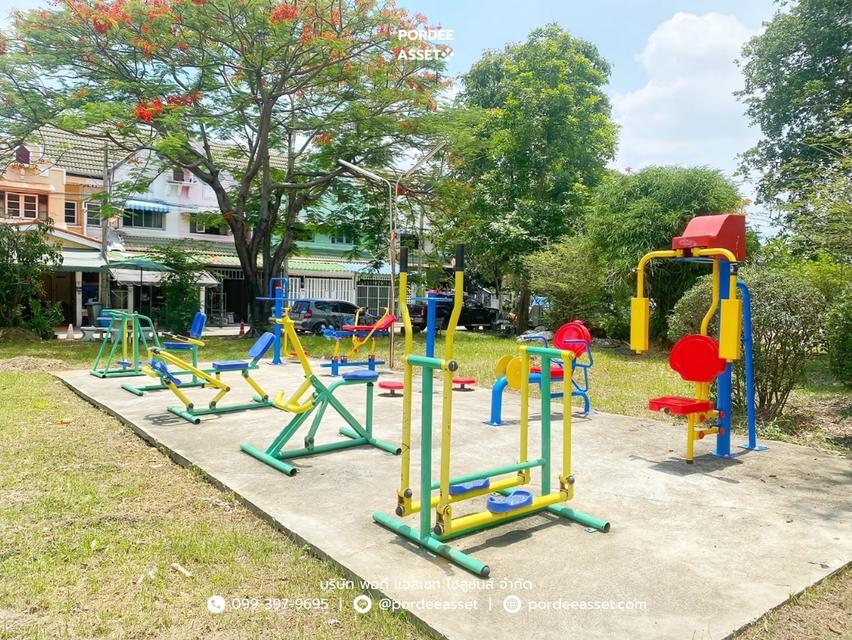 ทาวน์เฮ้าส์ 3 ชั้น หมู่บ้านลัลลี่วิลล์ ลำลูกกา-คลอง1 (ขนาด 21 ตร.ว.) ซอยบุญคุ้ม ปทุมธานี  : Lully Ville Lumlukka Khlong1 16