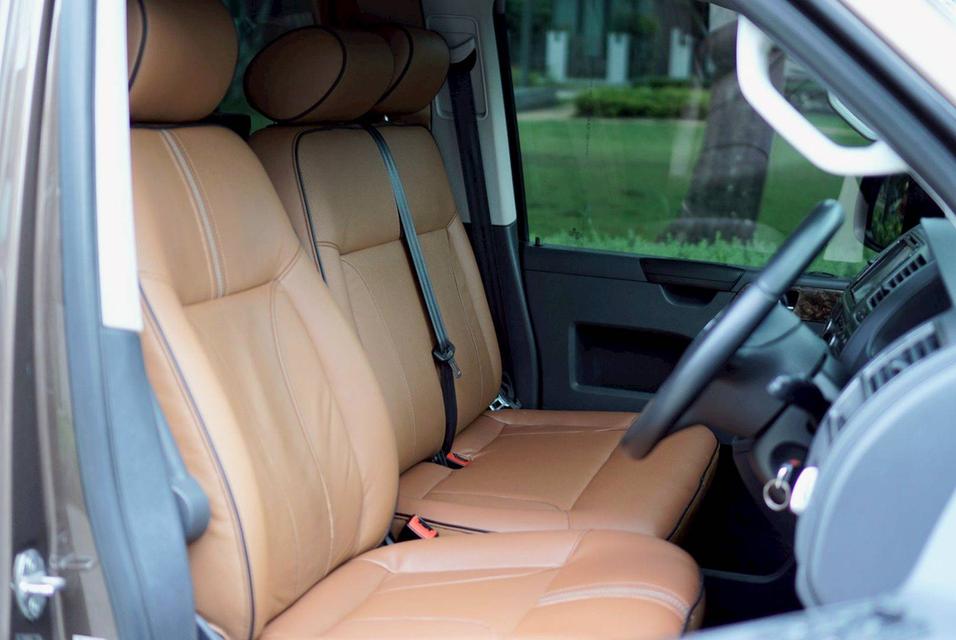 Volkswagen Caravelle T5 Minor Change 2015 สีน้ำตาล รถประวัติครบ รูปที่ 10