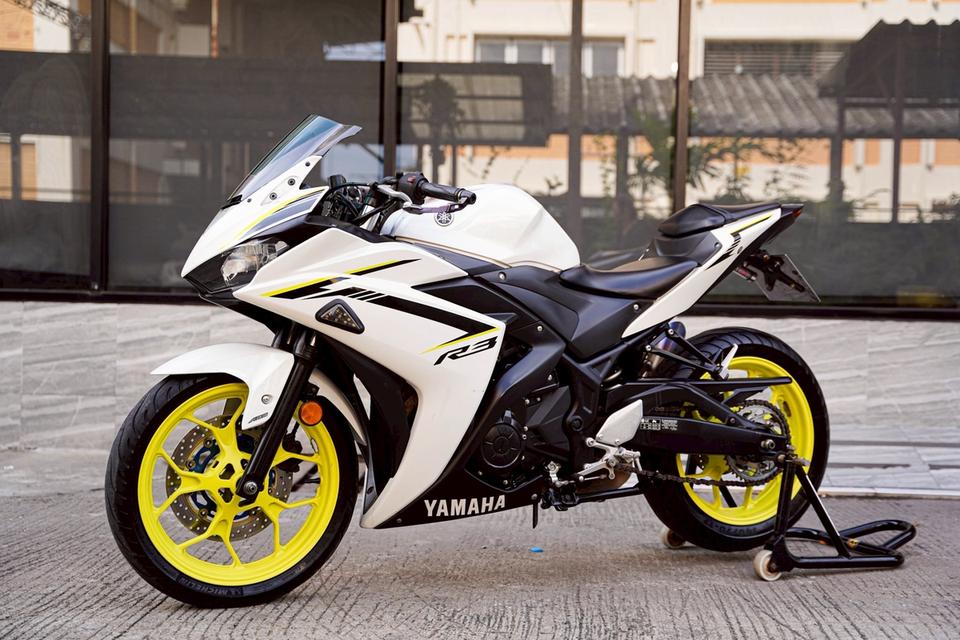 Yamaha R3