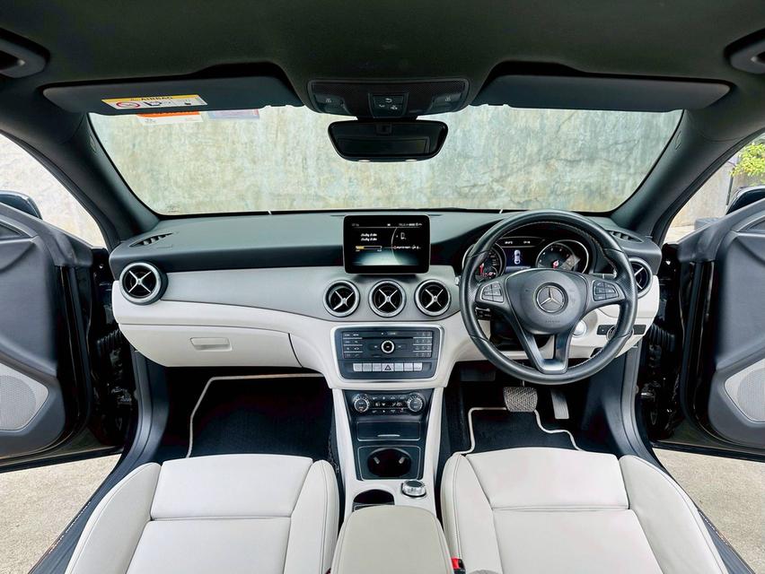 ขาย Benz Cla200 Ultra ปี17 9