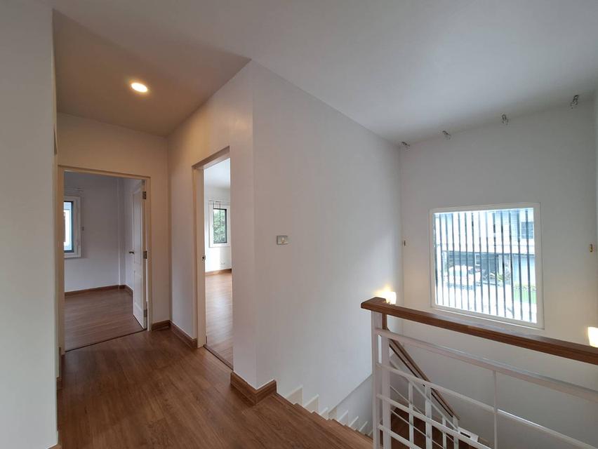 เซนโทร วัชรพล ติดถนนสุขาภิบาล 5 *หลังมุม* 63 ตร.ว. 4