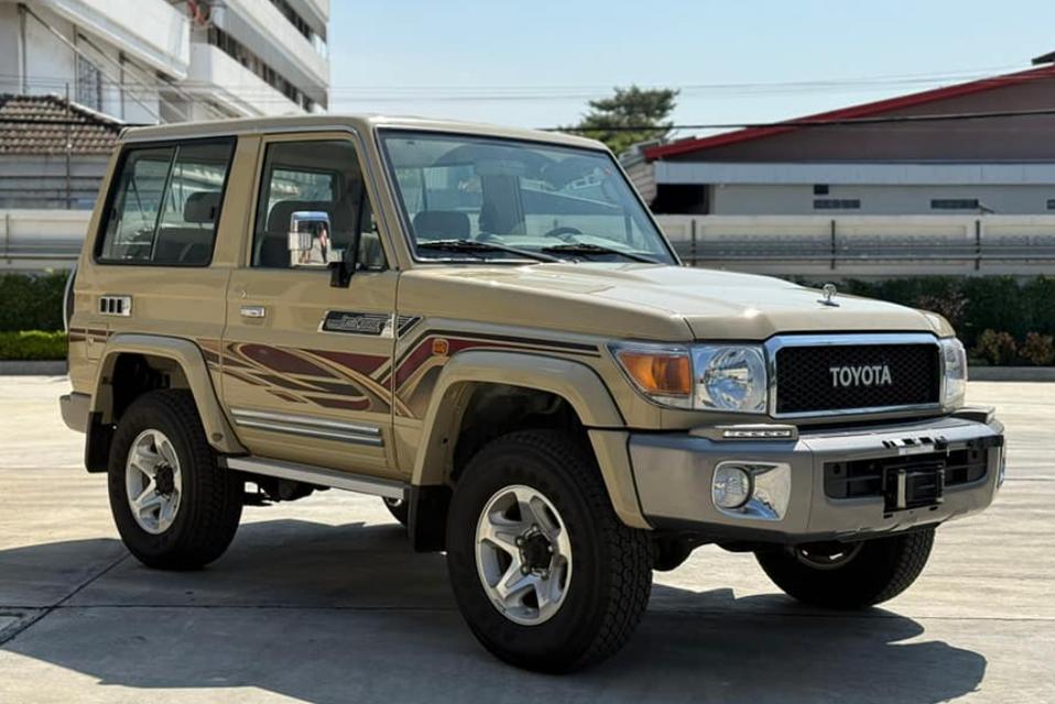 ขาย Toyota Land Cruiser  4