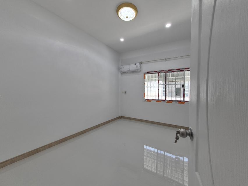 บ้านให้เช่าถนนกัลปพฤกษ์ 23,000 บาท/เดือน,House for Rent next BCISB โทร 0981649987 13