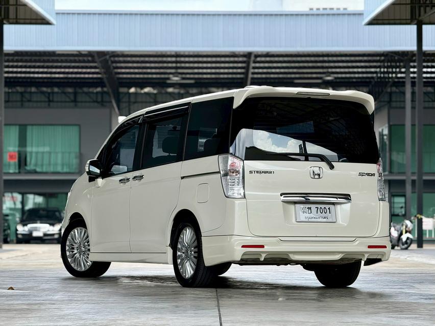 Honda Stepwagon 2.0 JP ปี 2012