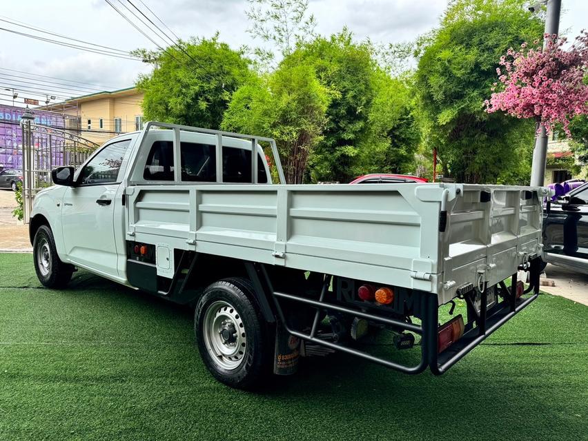 ISUZU D-MAX SPARK 1.9 B MT 2021 5