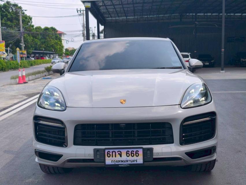 รหัสรถ KPV666 2022 PORSCHE CAYENNE 3.0 HYBRID COUPE สี  Crayon 2