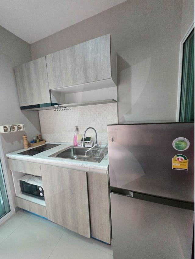 🏢✨ ให้เช่าคอนโดมิเนียม เฟอร์ครบ พร้อมอยู่ มีคลับเฮ้าส์ สระว่ายน้ำ และระบบรักษาความปลอดภัย 24 ชม. 7