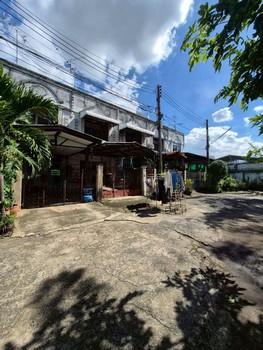 🏡 ขายทาวน์เฮ้าส์ 2 ชั้น หมู่บ้านสินธร รังสิต ราคาสุดคุ้มเพียง 1.4 ล้านบาท‼️ 2