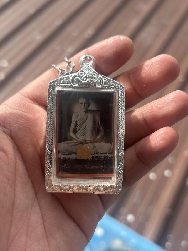 รูปถ่ายหลวงพ่อกวยปี58ลายน้ำดอกทานตะวัน รูปที่ 9