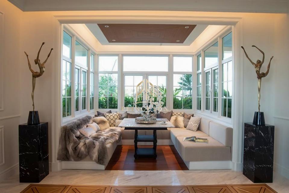 Crystal Solana Show House – บ้านหรูระดับ Super Luxury บนถนนเลียบทางด่วนรามอินทรา  13