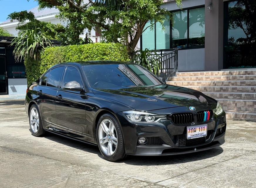 2018 BMW 320D M PERFORMANCE รถมือเดียวออกป้ายแดง รถวิ่งน้อย เข้าศูนย์ตามระยะ รถไม่เคยมีอุบัติเหตุครับ