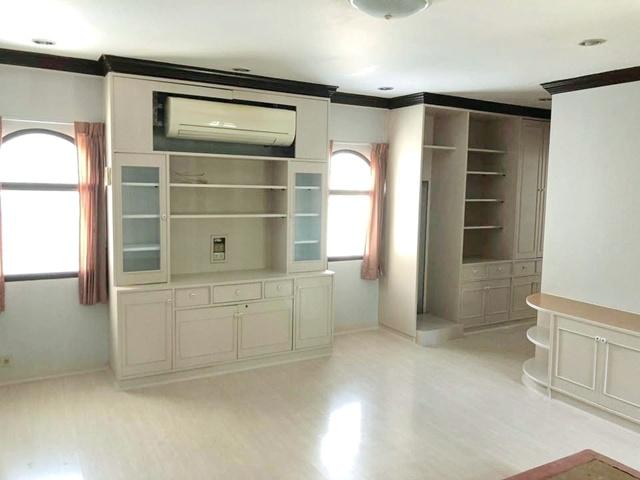 ใกล้ทางด่วนสุขุมวิท 62 BTS บางจาก 500 ม.บ้านเดี่ยว บิ๊กซี อ่อนนุช 2 ชั้นให้เช่า 6นอน 4น้ำ หลังใหญ่ 200 ตร.ว. 5 จอดรถ มีส 4