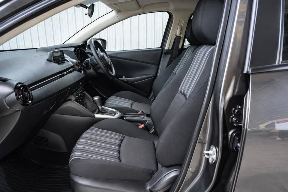 MAZDA MAZDA2 1.3 Sport C ปี 2020 สีเทา โฉม ปี14-ปัจจุบัน 5Dr รูปที่ 7
