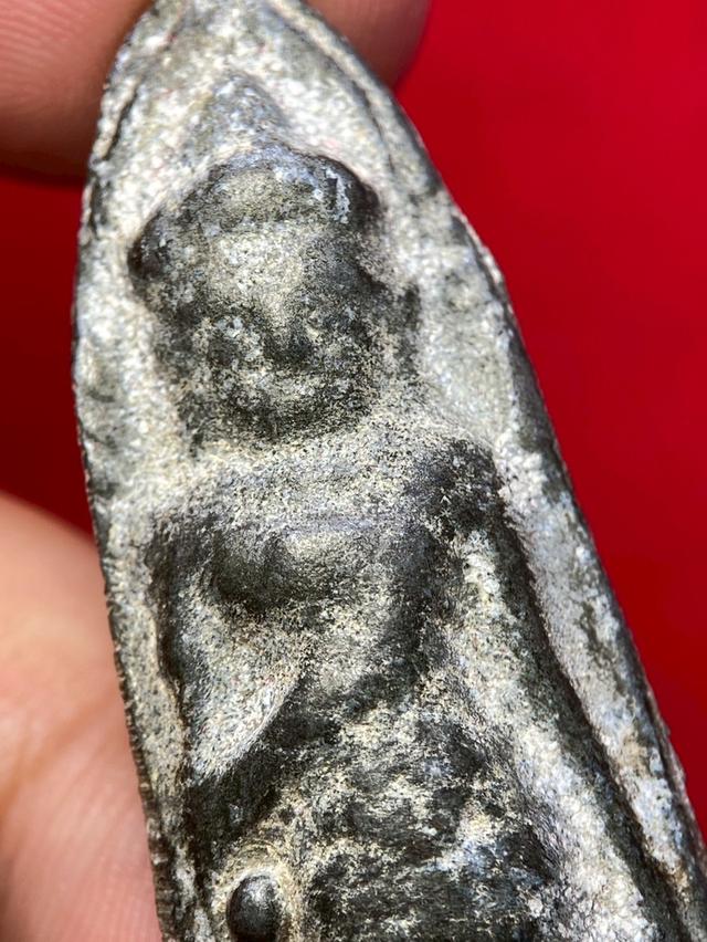 พระร่วงยืนเศียรโต กรุปู่บัว สุพรรณบุรี