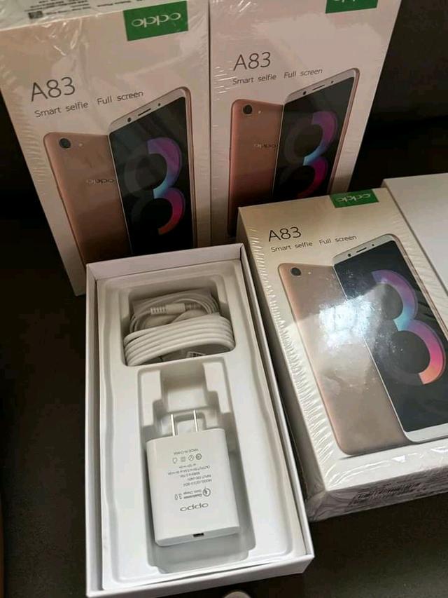 OPPO A83 สีทอง 3