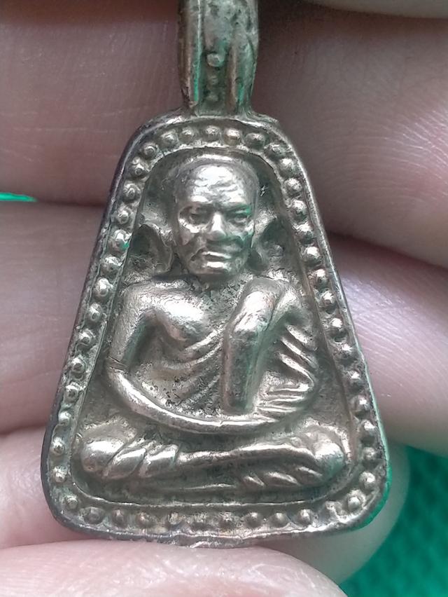 0142 หลวงพ่อเงิน วัดบางคลาน