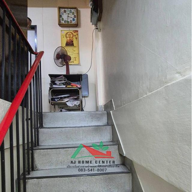 ขายถูก อาคารพาณิชย์4.5ชั้น 14ตรว. ติดถนนนเรศ บางรัก ทำเลดี 6