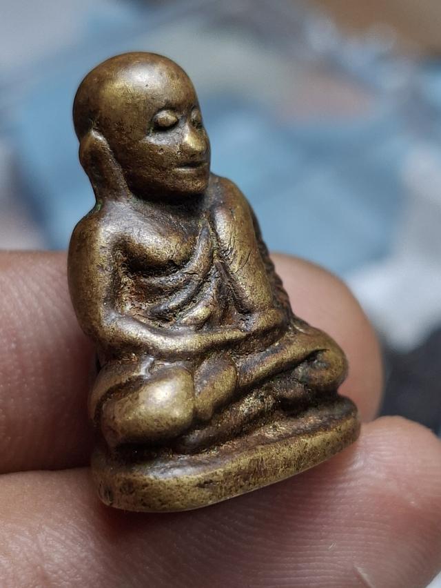 รูปหล่อพิมพ์นิยม หลวงพ่อเงินวัดบางคลาน รูปที่ 3