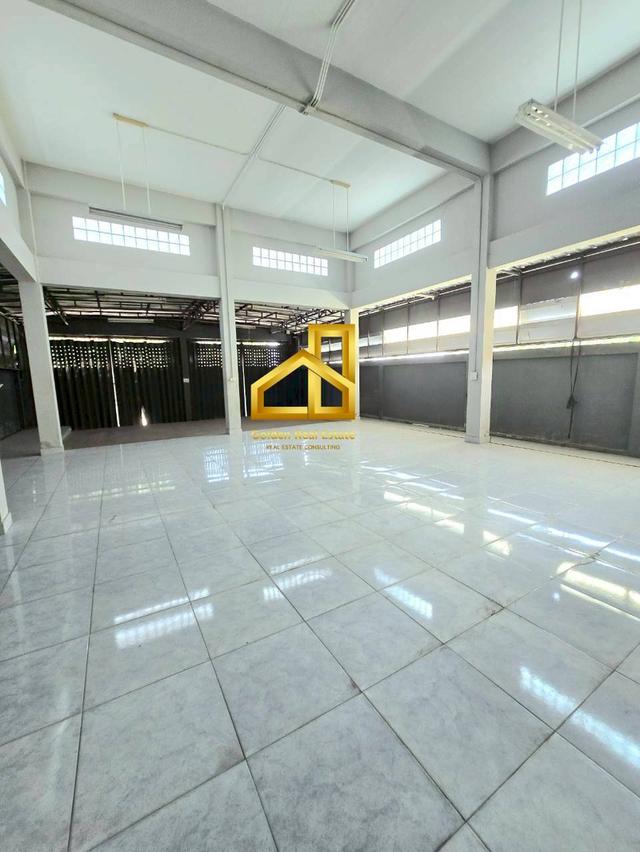 ขายอาคารสำนักงาน พร้อม โกดัง ติดถนนพุทธมณฑล สาย 3 3