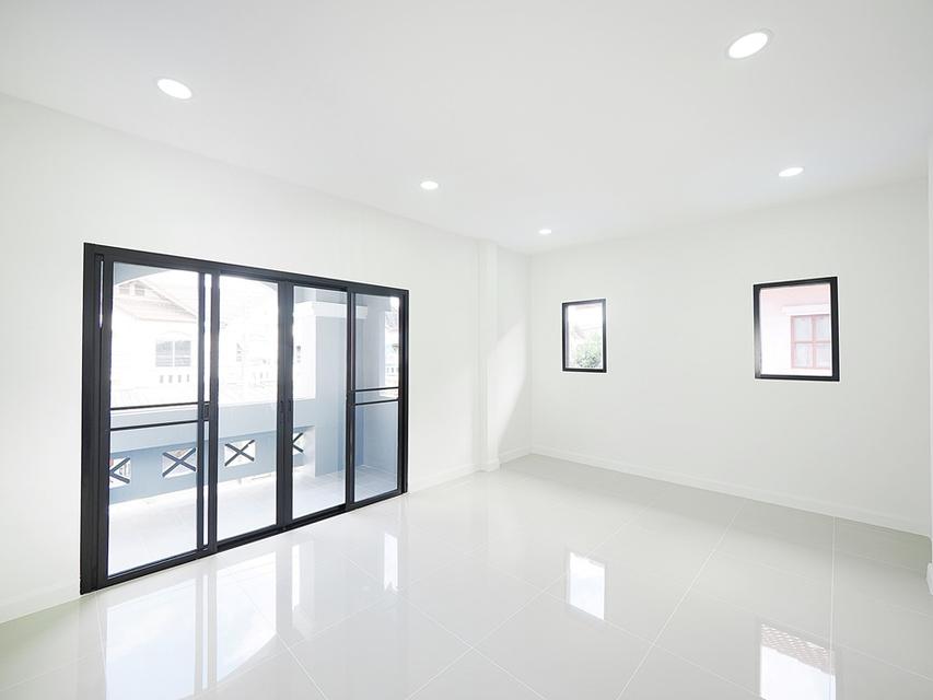 🔥Clearance Sale บ้านแฝดรีโนเวทใหม่ หลังใหญ่ พรีเมียม ม.คันทรีพาร์ค 15 ปทุมธานี–สามโคก 19