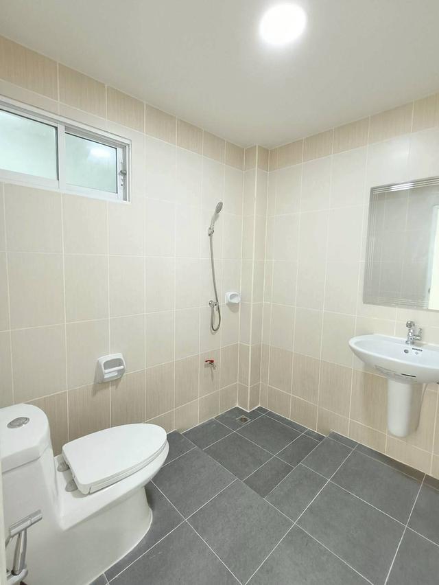 หมู่บ้านวราภิรมย์ ลำลูกกาคลอง 3 5